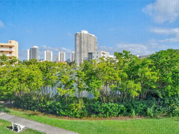 2930 Point East Dr APT E312, North Miami Beach, FL 33160