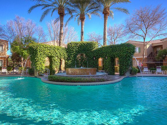 Pool & Pool Fountain