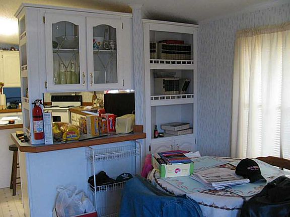 3rd image of 143 Victoria Ave