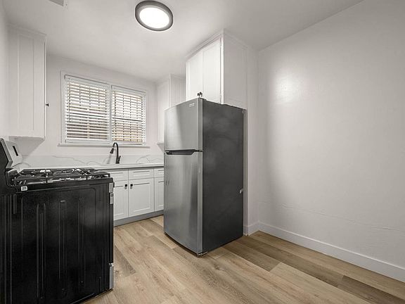 5th image of 4280 Leimert Blvd #4282