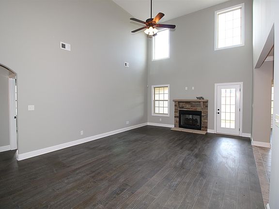 4th image of 750 Farmington Lot 750
