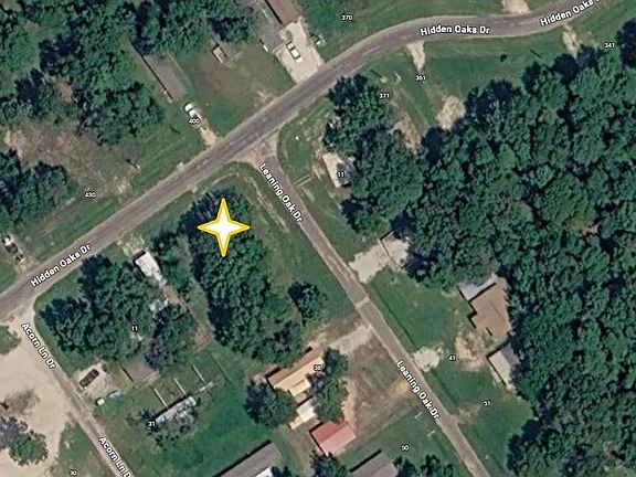 5th image of 10 Leaning Oak Dr