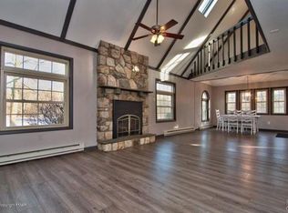 59 Penn Forest Dr, Albrightsville, PA 18210
