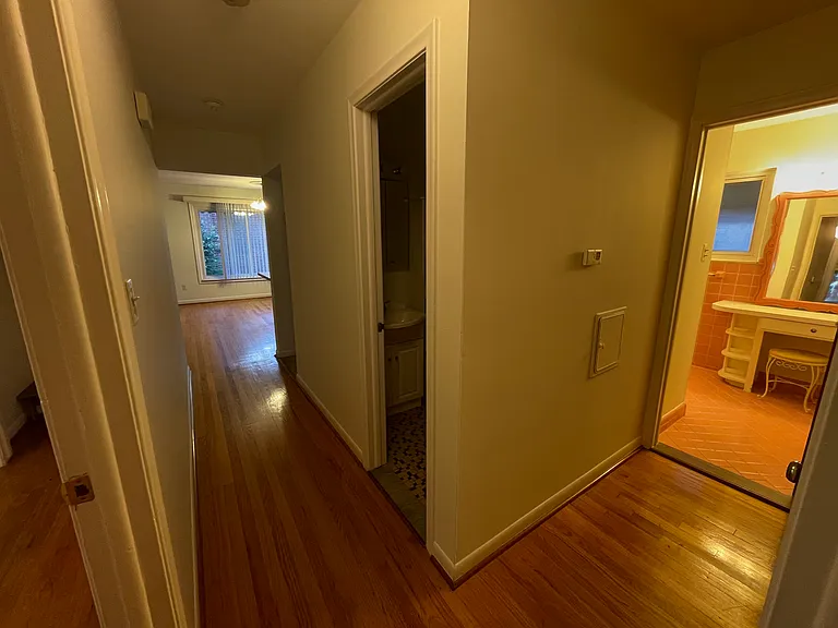 31395 Lyons Cir W — Photo 5