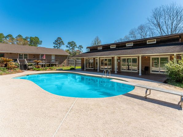 24776 5th Ave, Florala, AL 36442