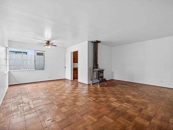 4th image of 40 Ocean View Ave