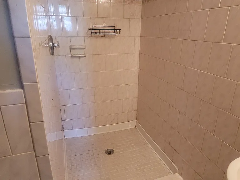 3807 Danbury Ct — Photo 12