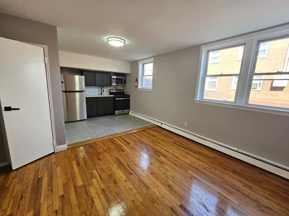 136 W Jersey St #10, Elizabeth, NJ 07202