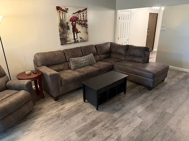 2 bed, $2,500 — Photo 2