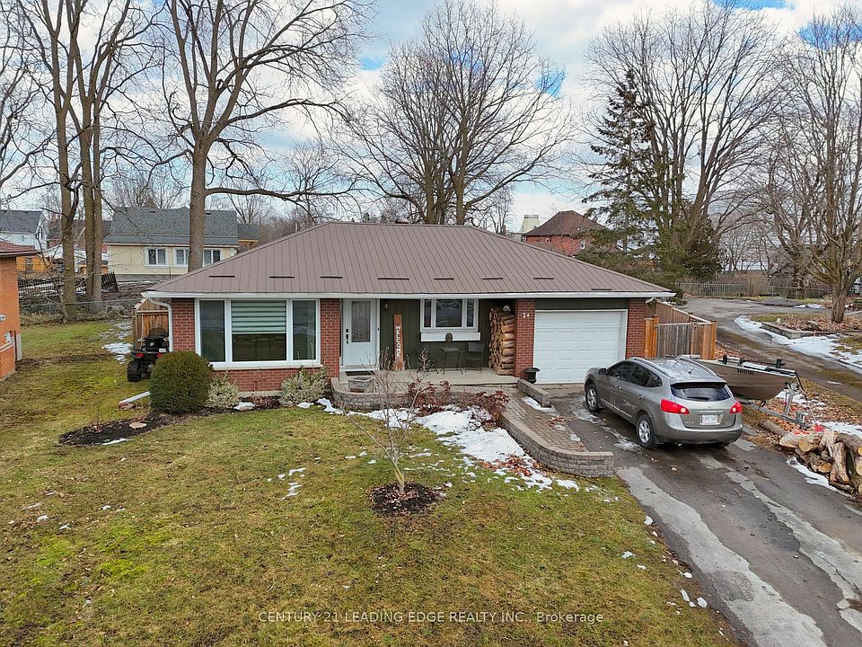 1st image of 24 Heron Dr