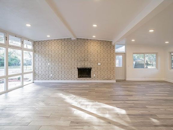 2nd image of 813 Bellemeade Cir