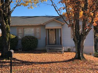 1306 W 2nd Ave, Lenoir City, TN 37771
