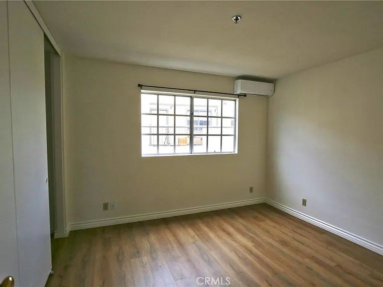 1211 Huntington Dr #F — Photo 8