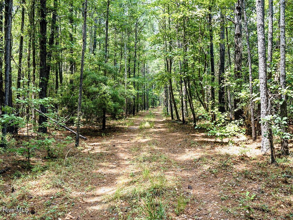 1st image of 422 Benton Road SE