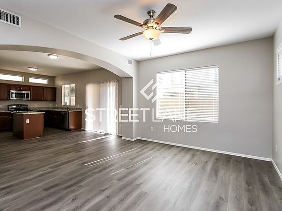 3rd image of 4133 E Windsor Dr