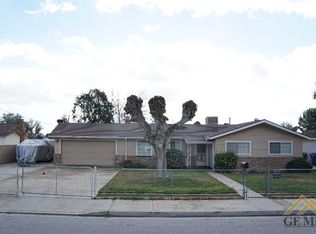 10301 Glenn St, Bakersfield, CA 93312