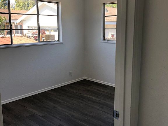 5th image of 257 Saint Marys Dr