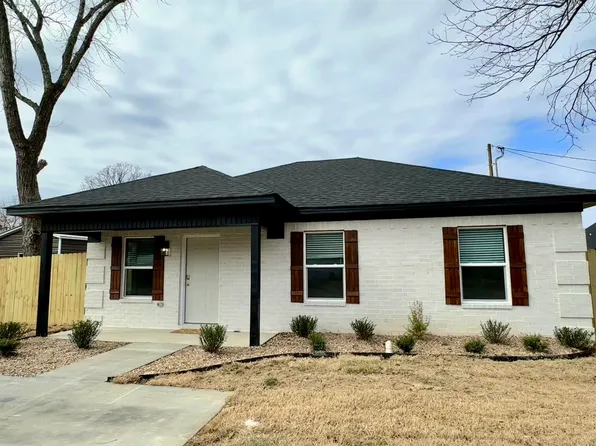 110 N Monroe St, Cabot, AR 72023