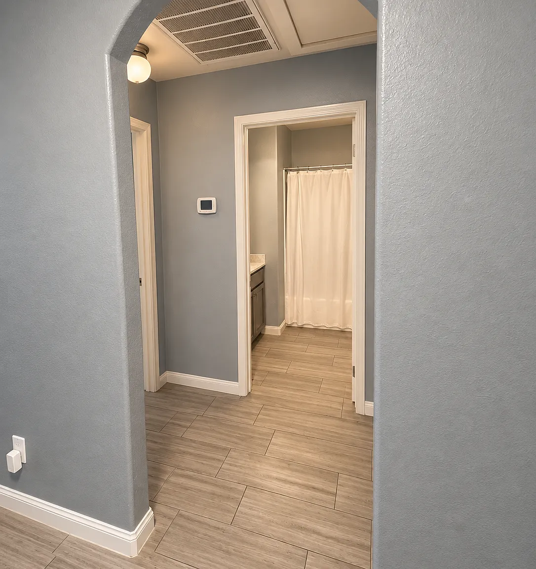 3 bed, 1342 sqft, $2,100 — Photo 4