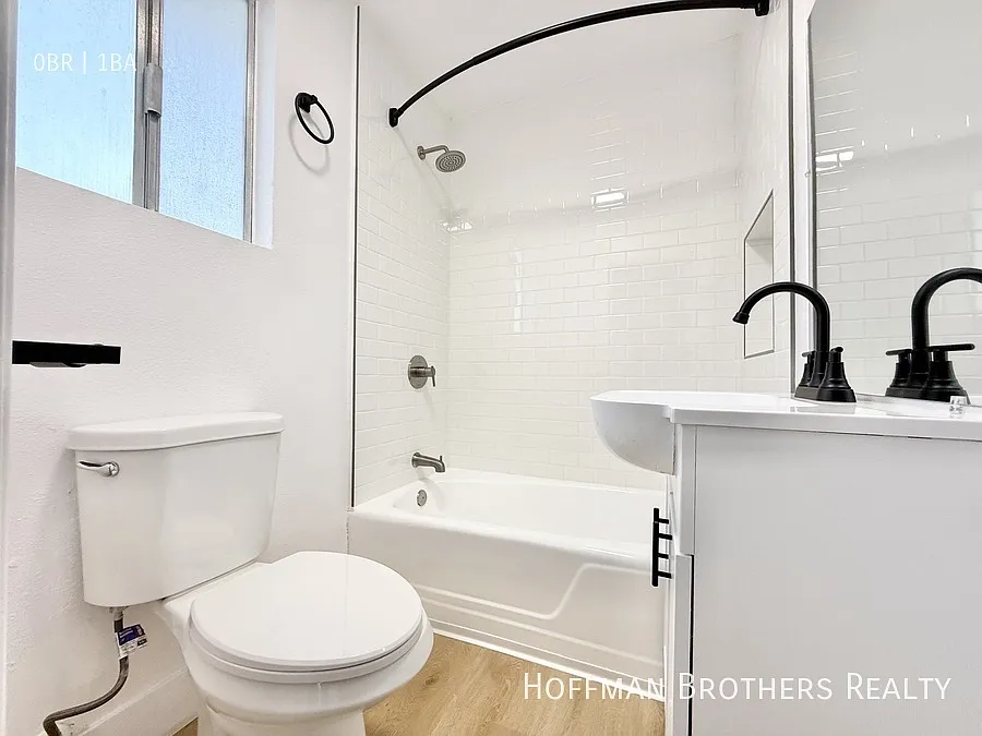 3661 Vinton Ave Los Angeles, CA 90034 — Photo 3