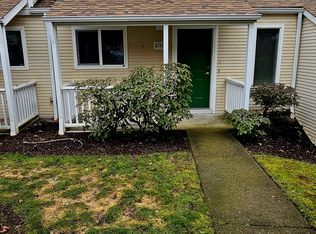 2787 Sunnyview Ln, Eugene, OR 97405