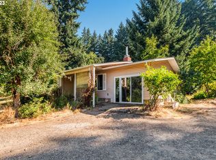 1750 Hillside Dr, Cottage Grove, OR 97424