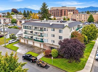 45604 Brett Ave #205, Chilliwack, BC V2P 1N9