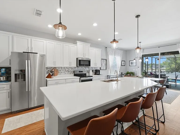 3615 Peregrine Way — Photo 5