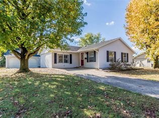 1209 Lincoln Dr, Marion, IL 62959