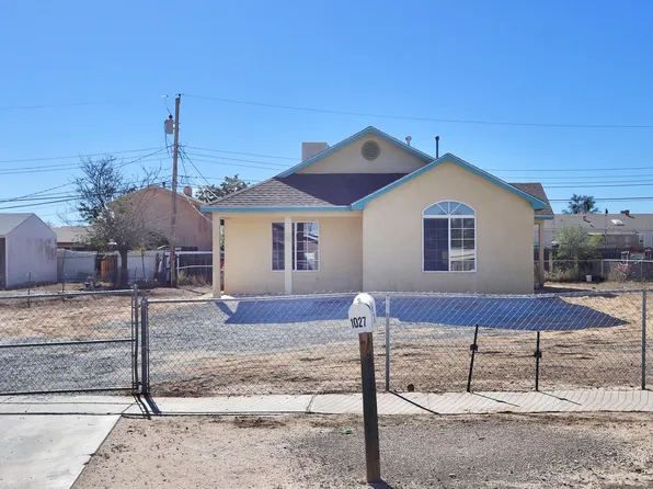 1027 Gilbert St, Belen, NM 87002