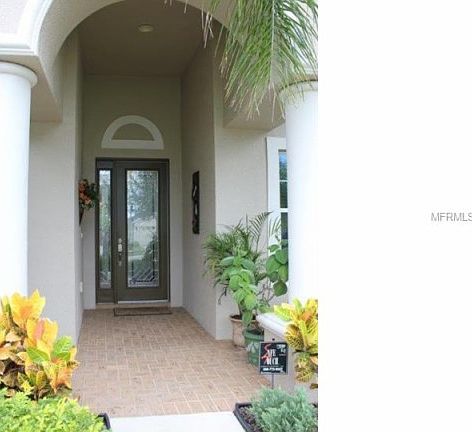 2nd image of 2741 Devonoak Blvd