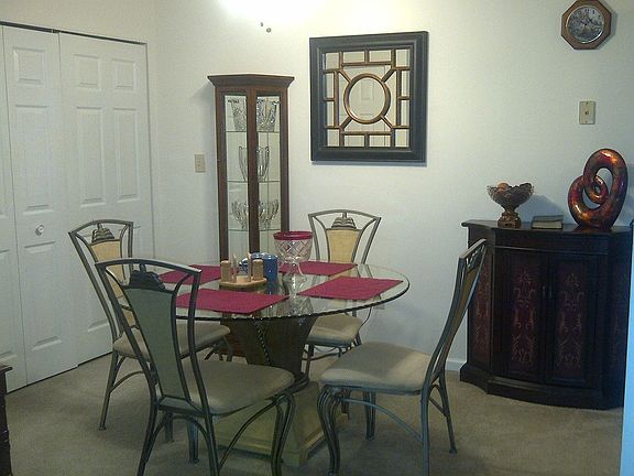 2br dinning room