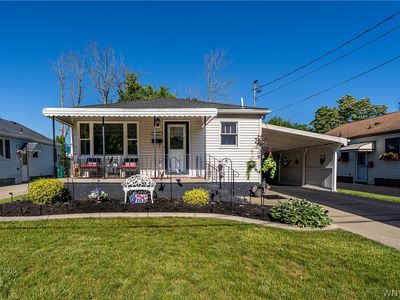 820 93rd St, Niagara Falls, NY, 14304