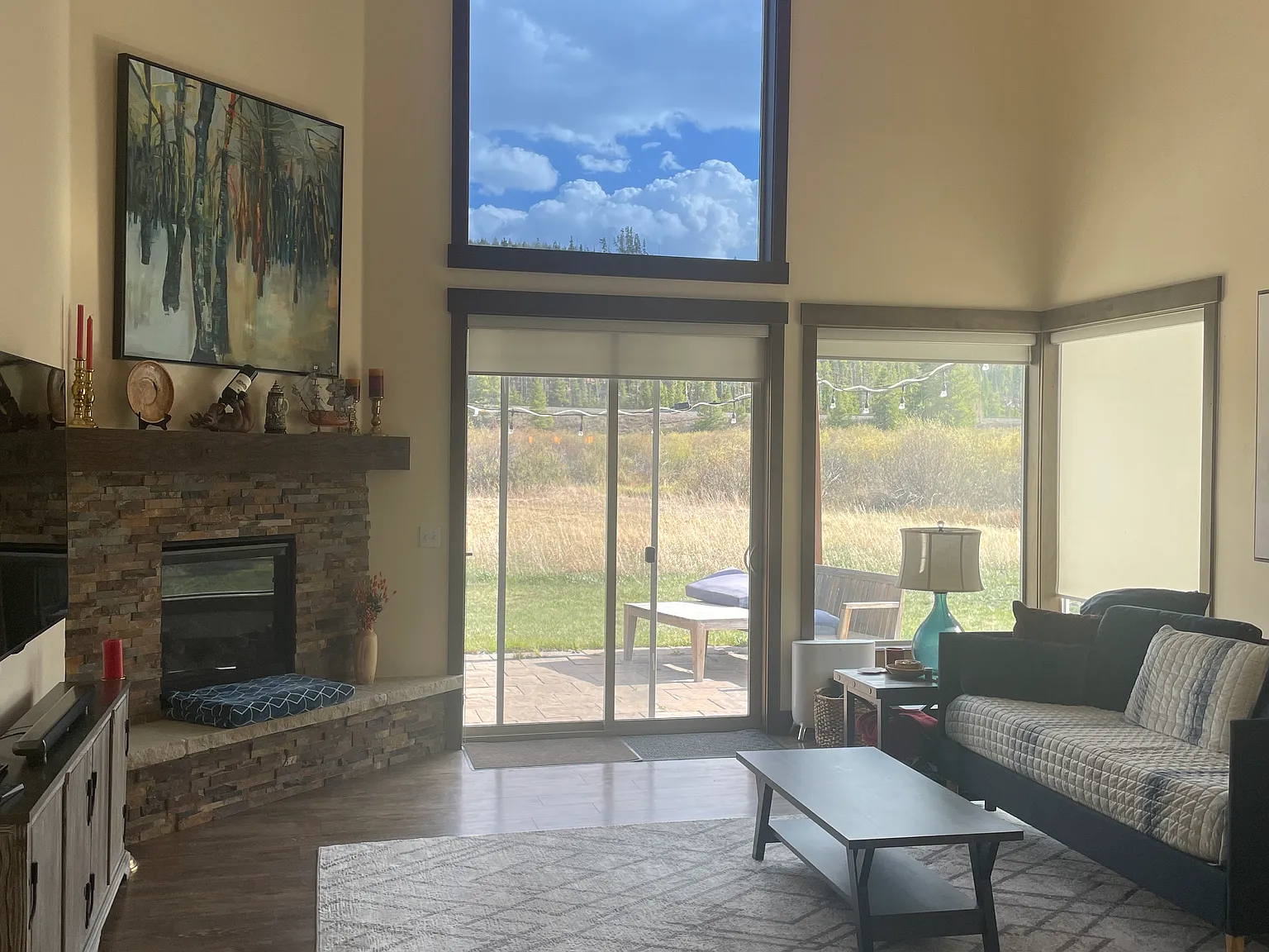3 bed, 2.5 bath, 1831 sqft, $4,500 — Photo 4