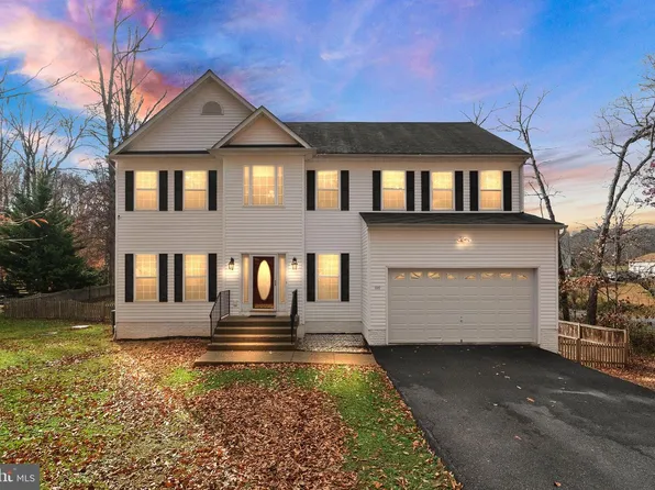 100 Brookewood Dr, Fredericksburg, VA 22405