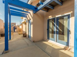 4249 Vuelta Colorada, Santa Fe, NM 87507