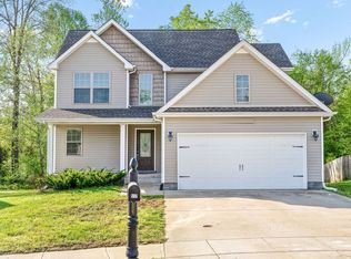 517 Magnolia Dr, Clarksville, TN 37042