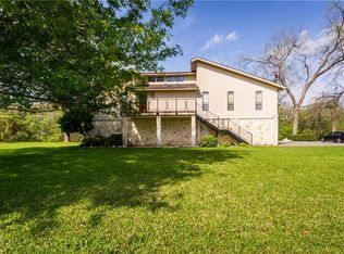 22 River Oak Dr, Seguin, TX 78155