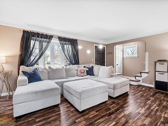 4th image of 6939 Parma Park Blvd