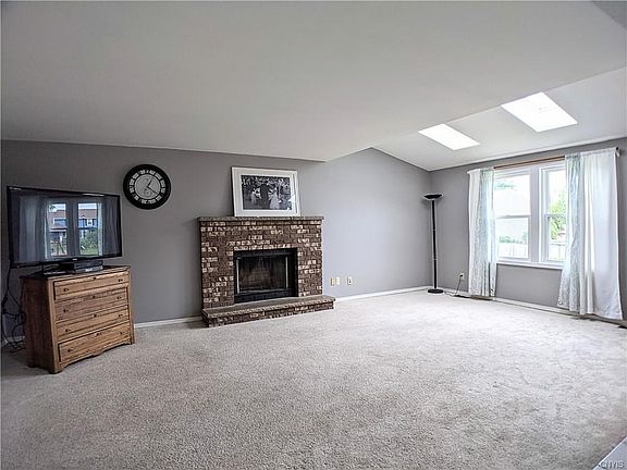 5th image of 7770 Tirrell Hill Cir