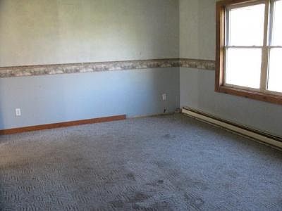 4th image of 1811 Matheny Ave