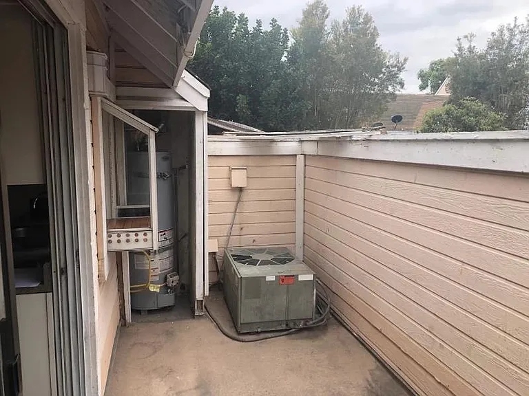 550 Williamson Ave #15 — Photo 7