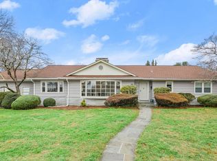 415 Brooklawn Ave, Fairfield, CT 06825