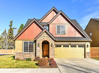 20564 Jacklight Ln, Bend, OR 97702