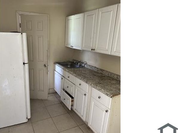 515 NW 58th St #3