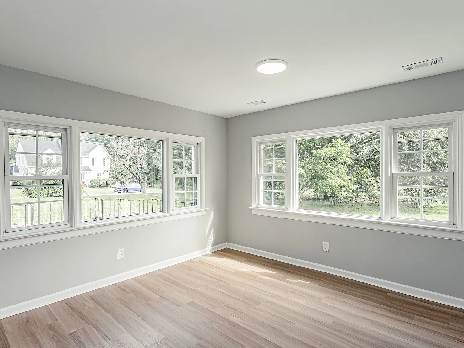 3 bed, 3.5 bath, 1952 sqft, $2,750 — Photo 4