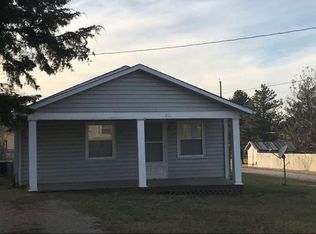 333 N Massachusetts St, Winfield, KS 67156