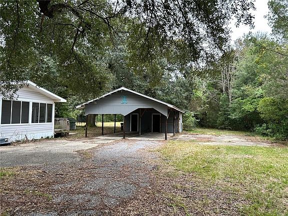 2nd image of 429 1st Avenue