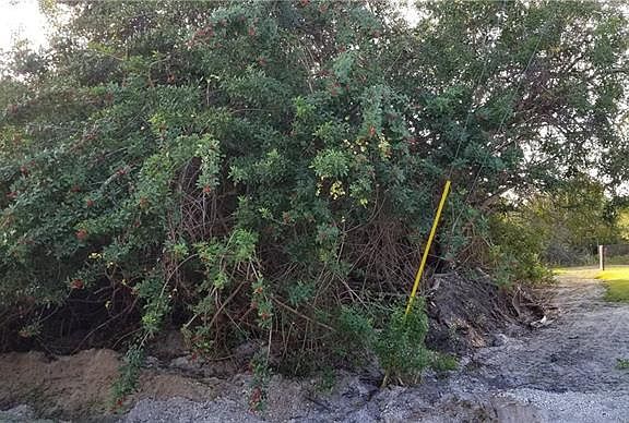 2nd image of 7035 Stacy Ln