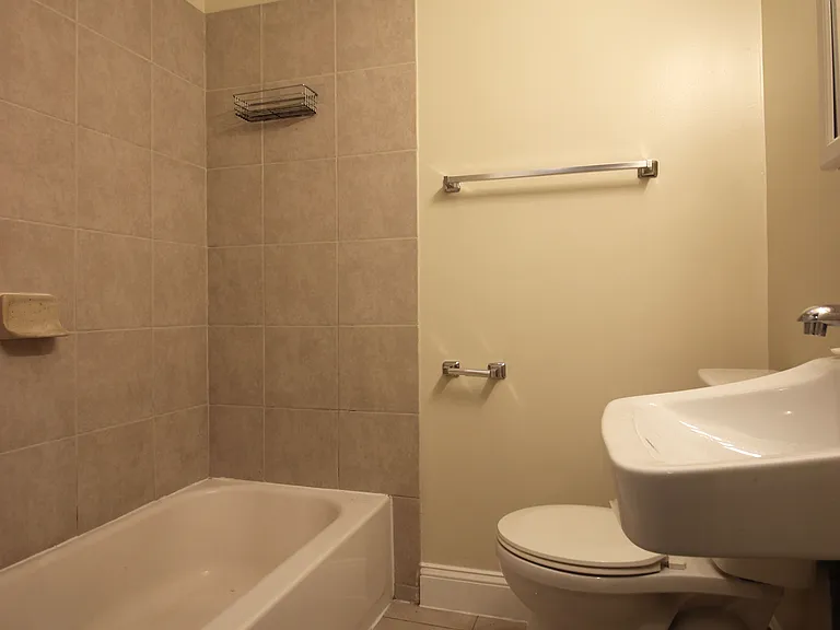 1008 Parksley Ave — Photo 13